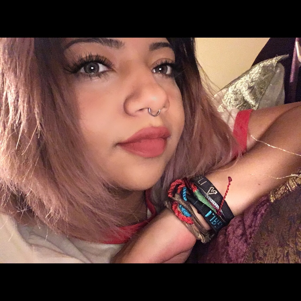 Meet your Posher, Gali